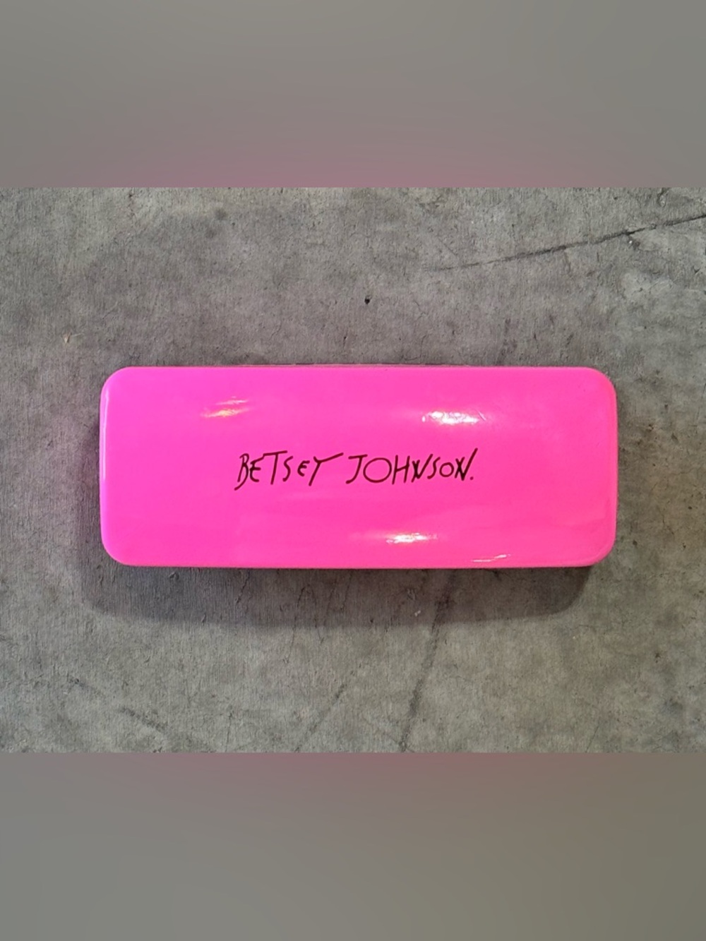 Betsey Johnson Eyeglass Clamshell Hardshell Hot Pink Case Black & White Interior